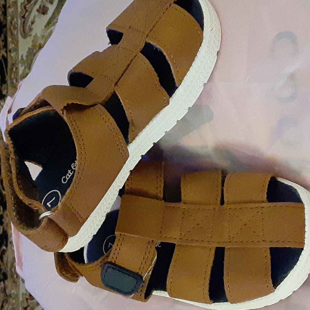 Cat & Jack brown vegan leather strappy sandals 7